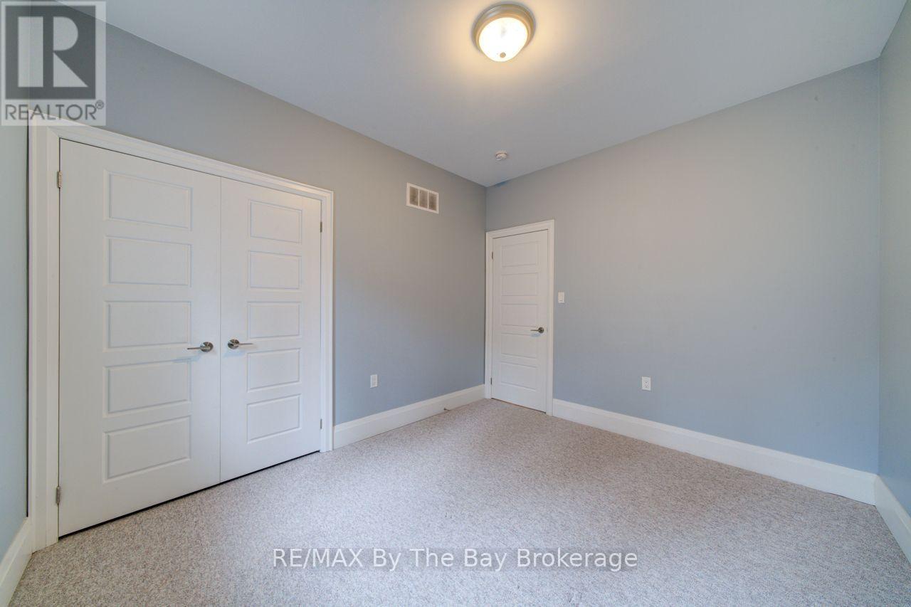 12 51 Street S, Wasaga Beach, Ontario L9Z 1X5 - Photo 24 - S13863040