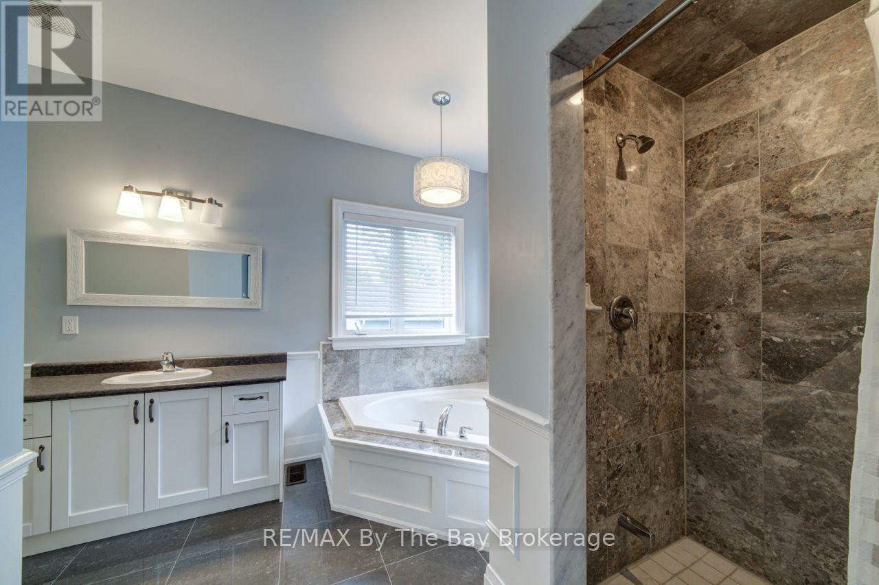 12 51 Street S, Wasaga Beach, Ontario L9Z 1X5 - Photo 32 - S13863040