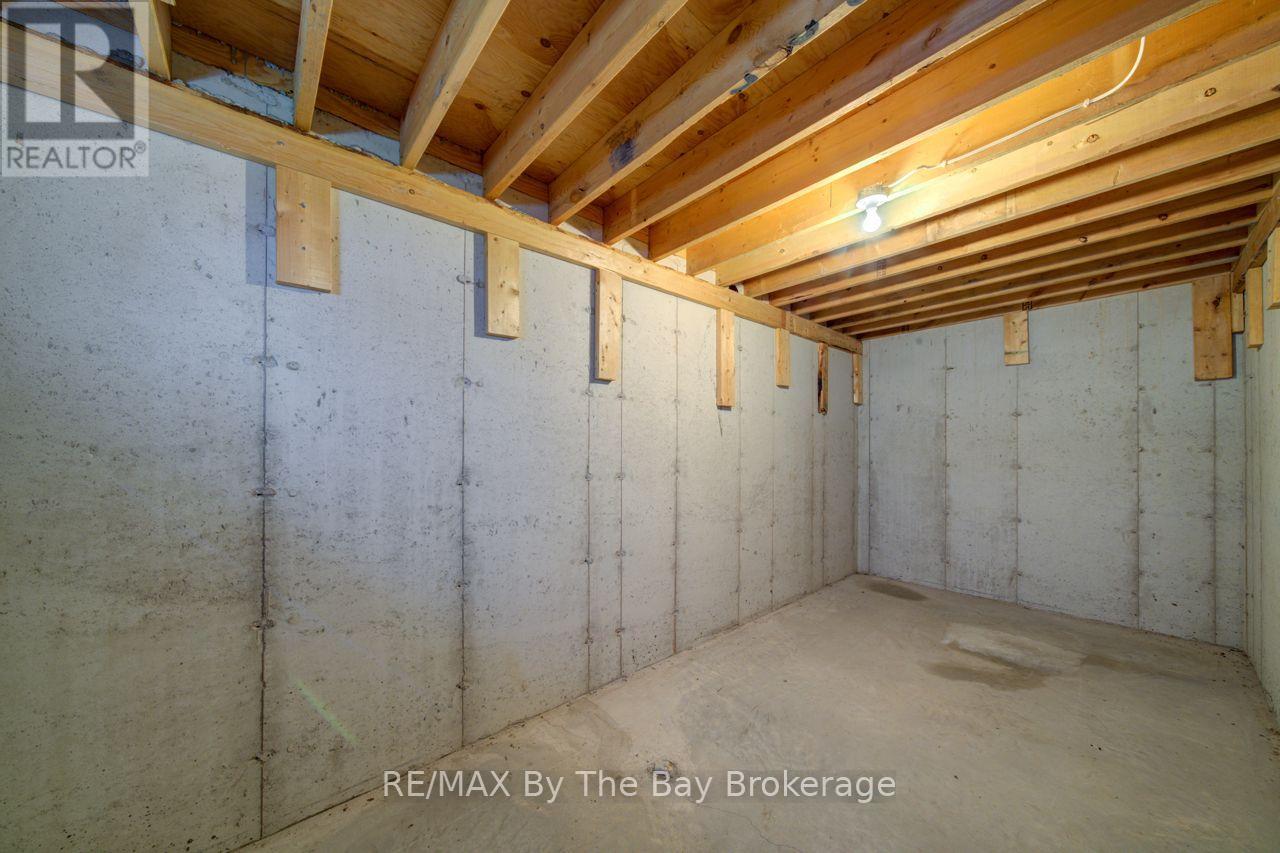 12 51 Street S, Wasaga Beach, Ontario L9Z 1X5 - Photo 43 - S13863040