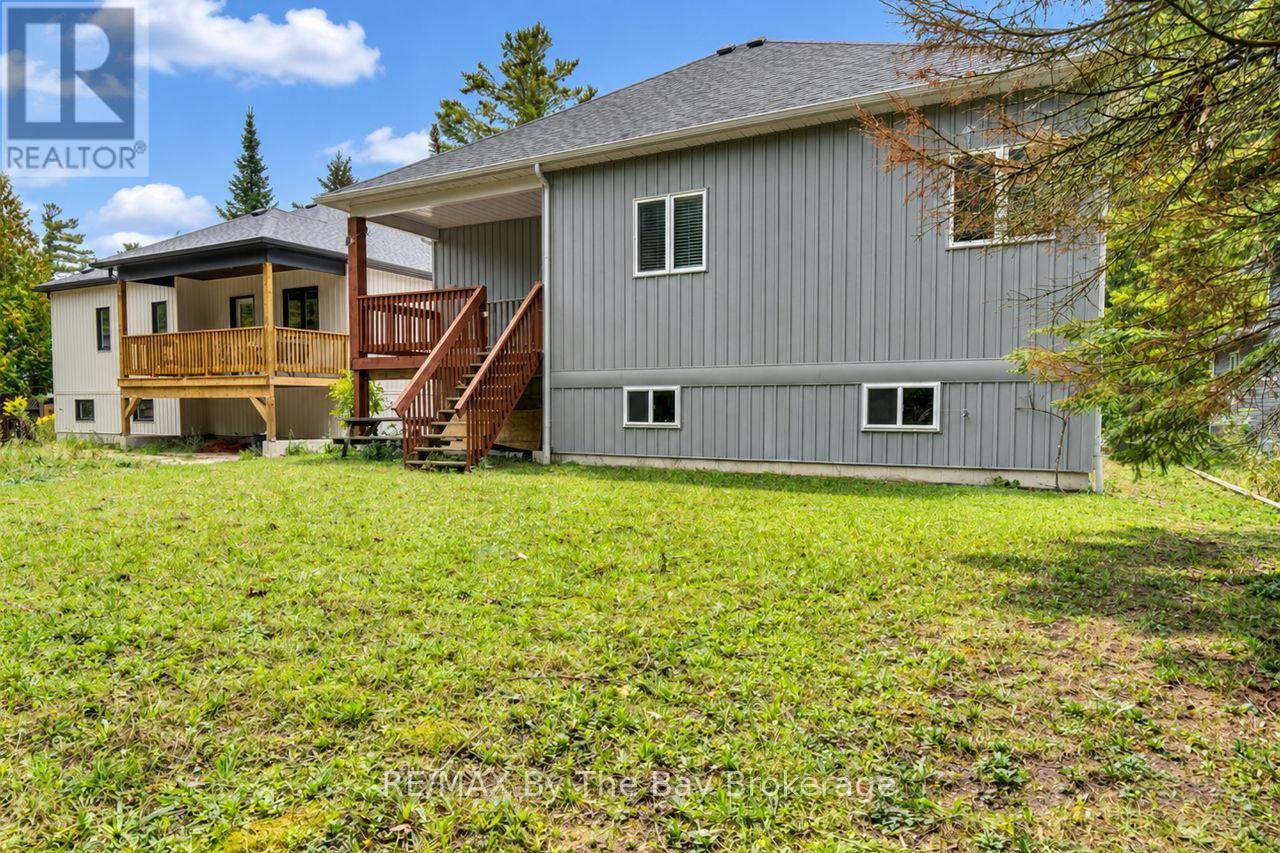 12 51 Street S, Wasaga Beach, Ontario L9Z 1X5 - Photo 48 - S13863040
