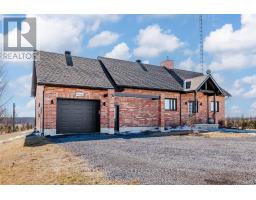 16040 COUNTY RD 18 ROAD, South Stormont, Ontario
