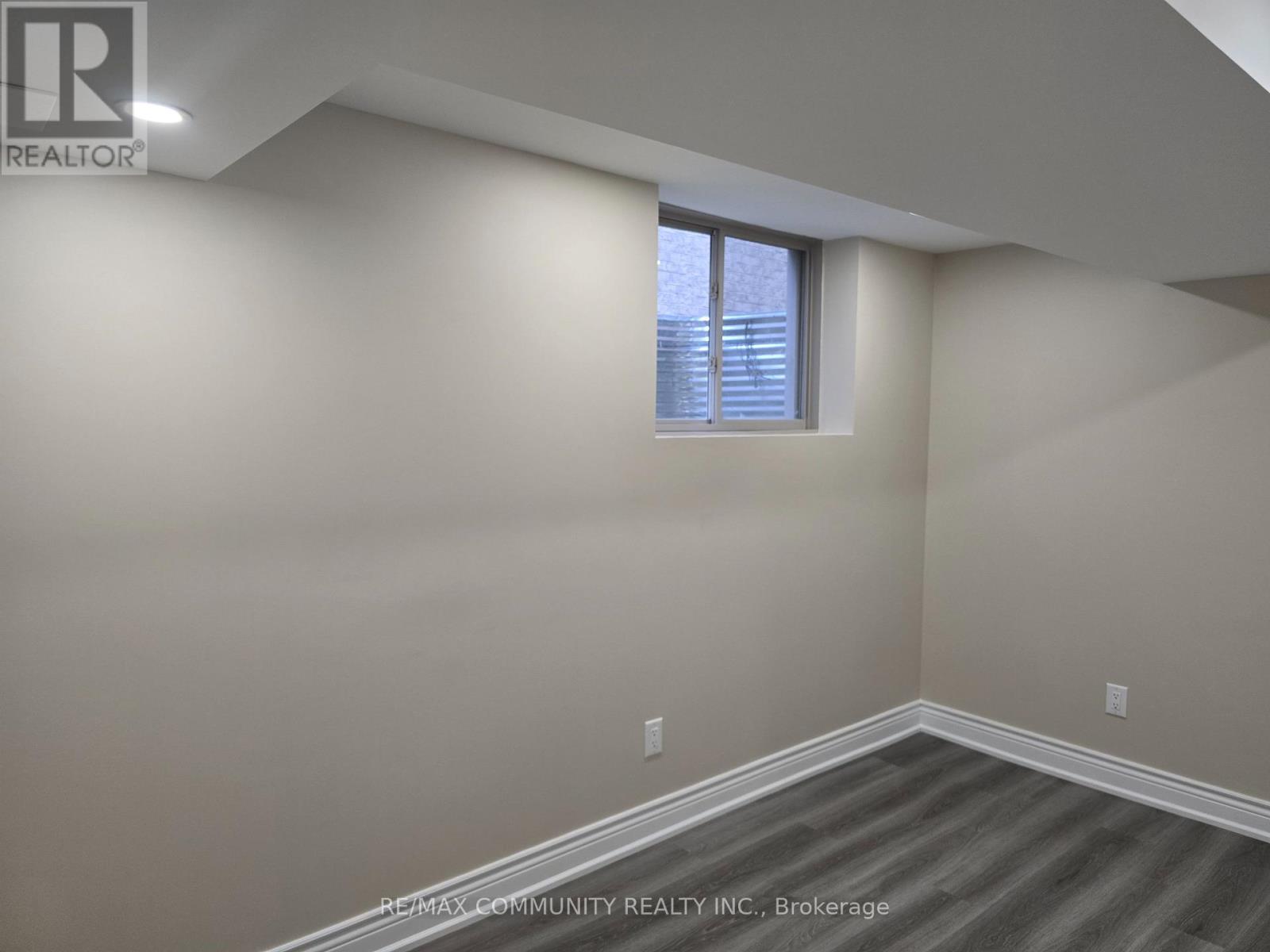 8 Hassard-Short Lane, Ajax, Ontario  L1S 0G4 - Photo 6 - E13862890