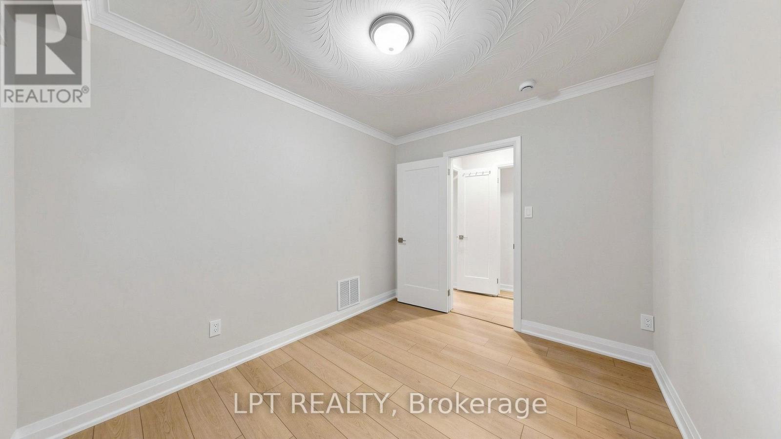 Main Floor Apt. - 477 Cosburn Avenue, Toronto, Ontario  M4J 2N6 - Photo 21 - E13863062