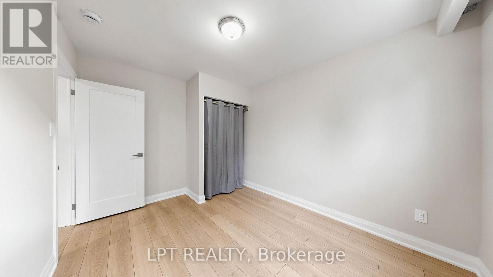 Main Floor Apt. - 477 Cosburn Avenue, Toronto, Ontario  M4J 2N6 - Photo 25 - E13863062