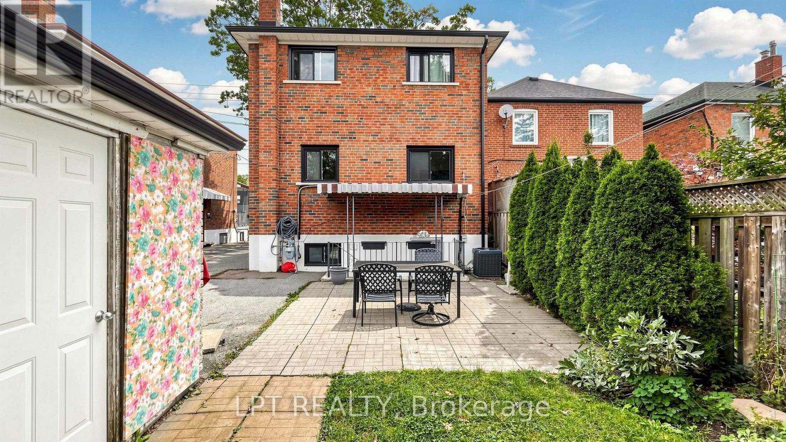 Main Floor Apt. - 477 Cosburn Avenue, Toronto, Ontario  M4J 2N6 - Photo 33 - E13863062