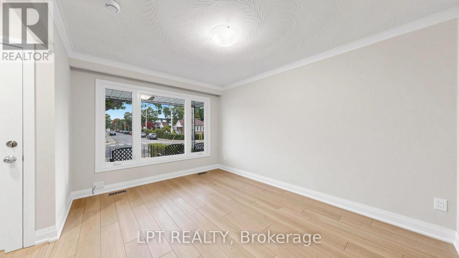 Main Floor Apt. - 477 Cosburn Avenue, Toronto, Ontario  M4J 2N6 - Photo 7 - E13863062