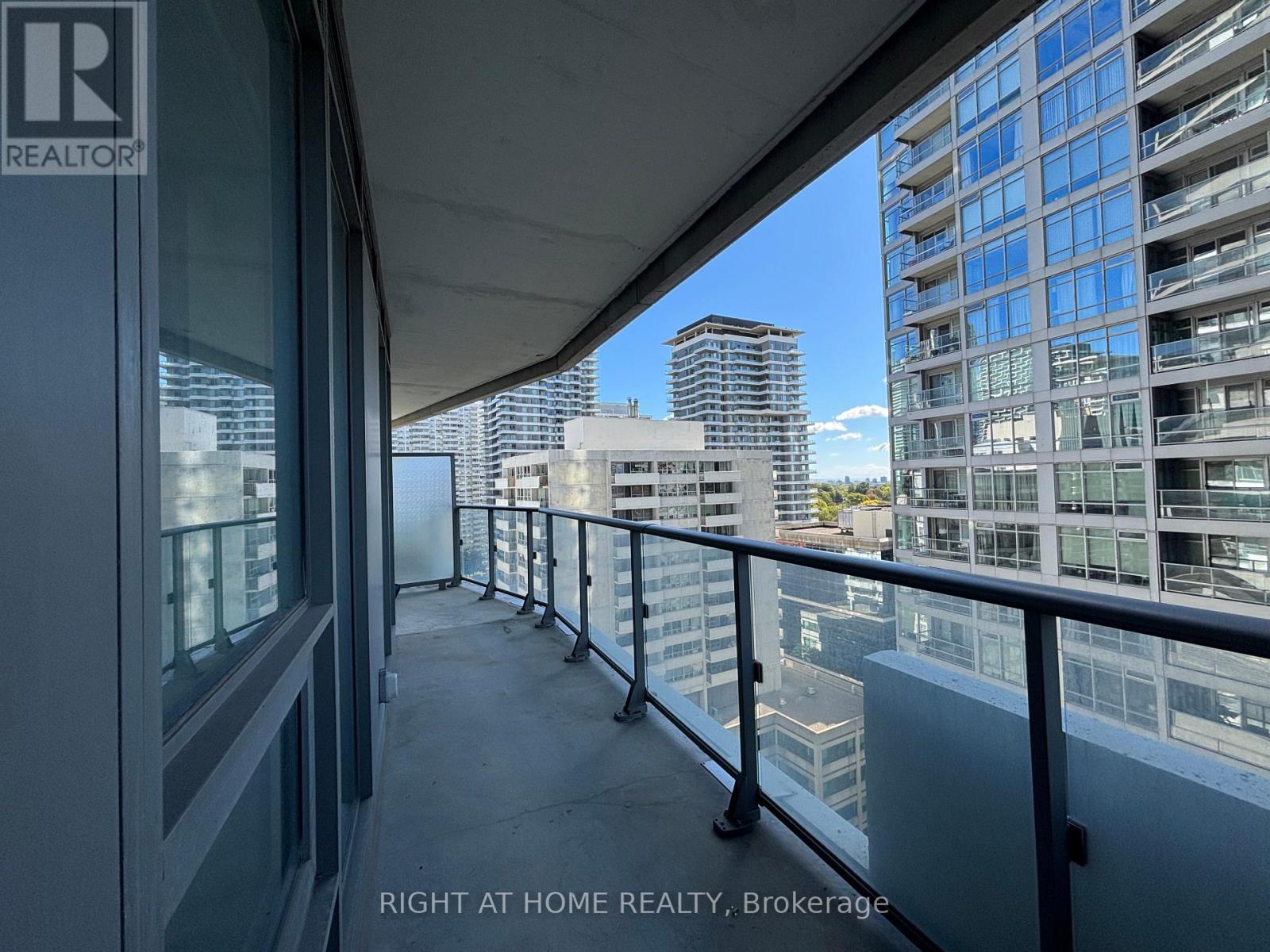 1205 - 2221 Yonge Street, Toronto, Ontario  M4S 2B4 - Photo 15 - C13853352