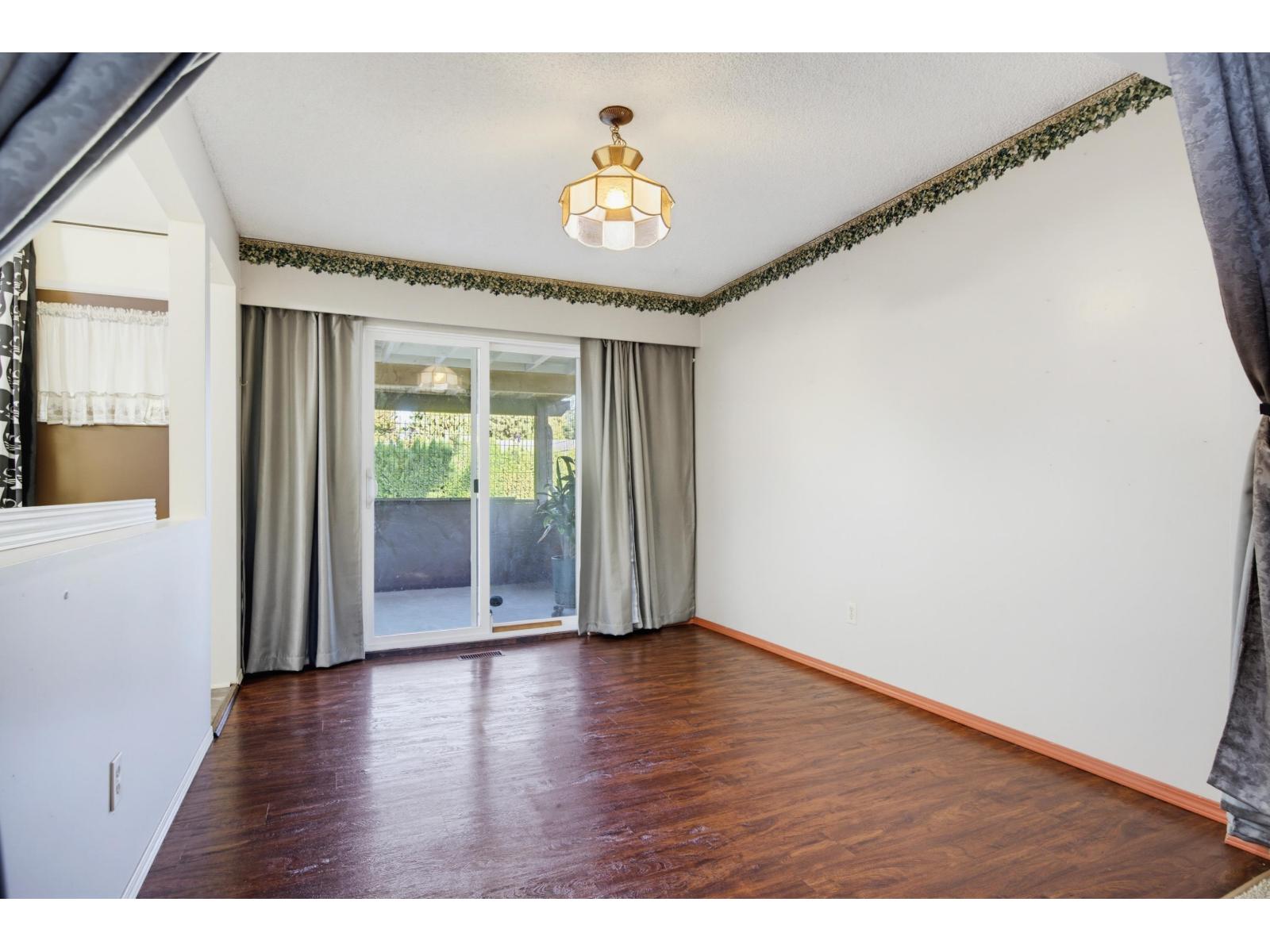 4611 203a Street, Langley, British Columbia  V3A 5W2 - Photo 8 - R3146668