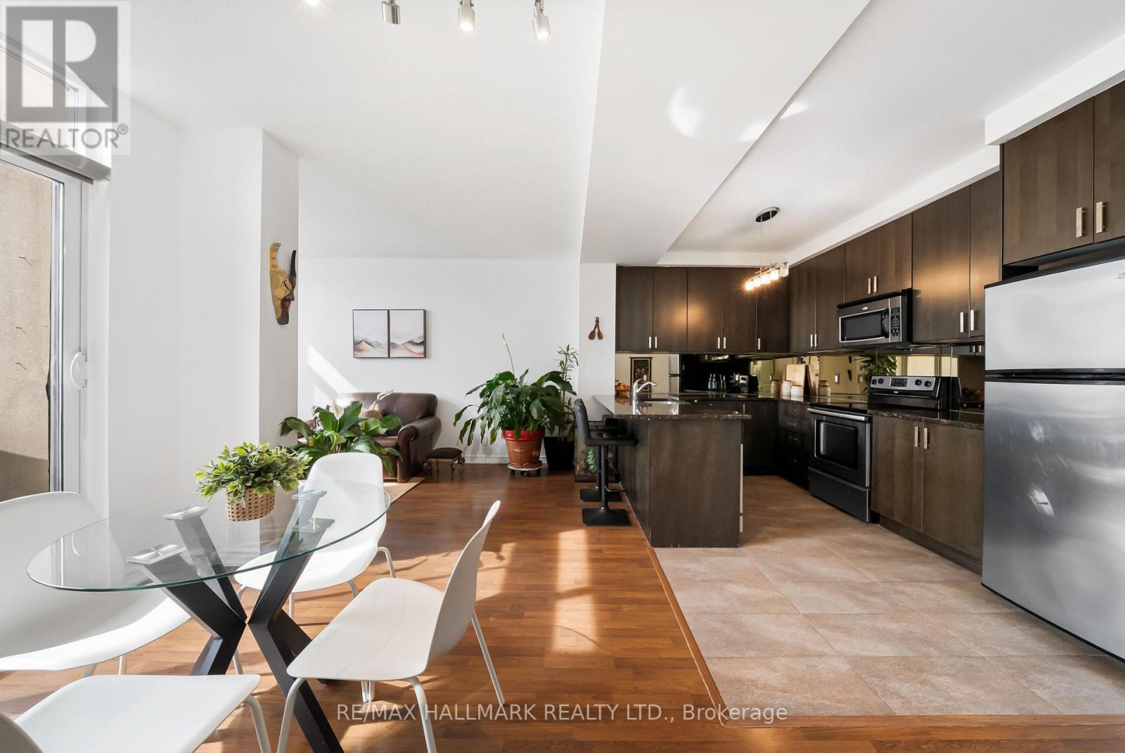 1609 - 9235 Jane Street, Vaughan, Ontario  L6A 0J8 - Photo 10 - N13863002
