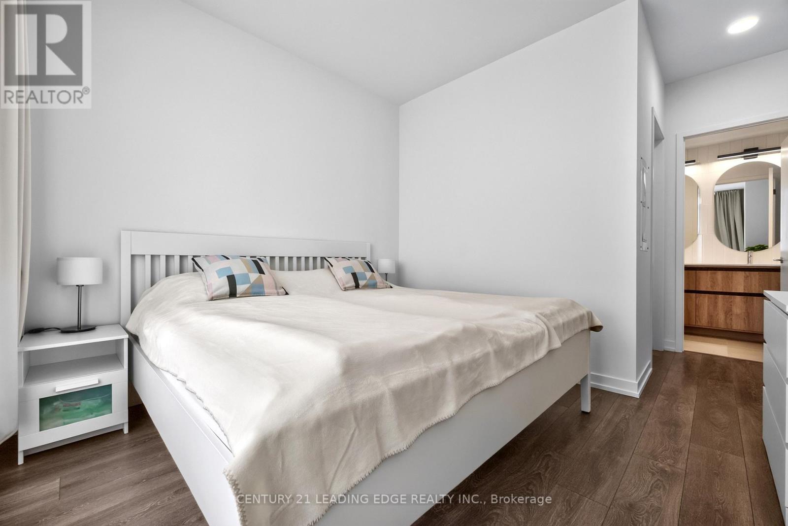 1010 - 8 Beverley Glen Boulevard, Vaughan, Ontario  L4J 0L5 - Photo 12 - N13863008