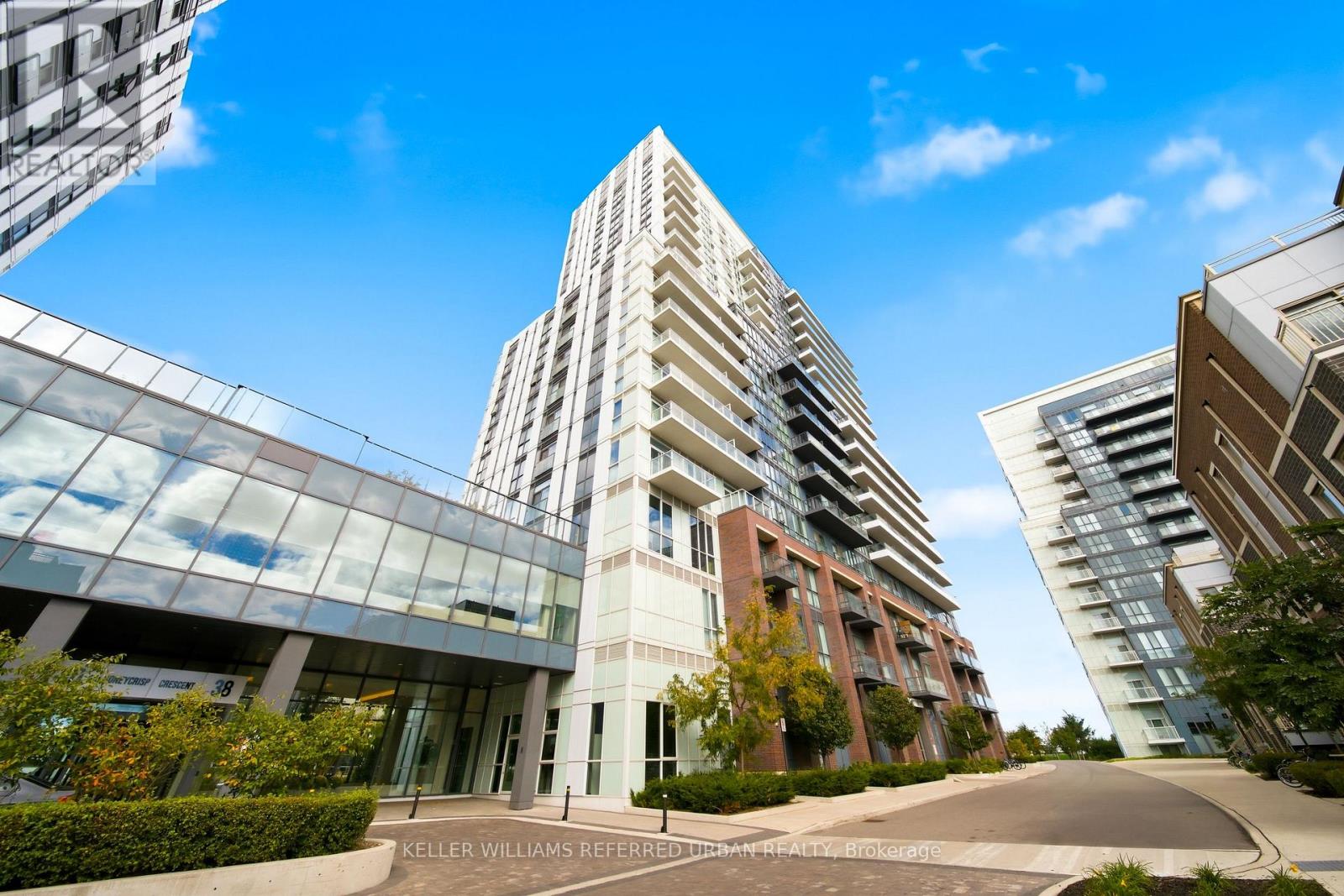 706 - 38 HONEYCRISP CRESCENT, Vaughan, Ontario