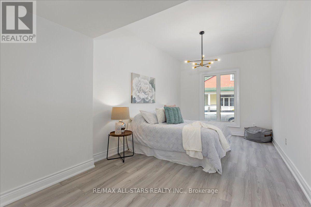 369 Lake Drive, Georgina, Ontario  L4P 3C8 - Photo 16 - N13863058