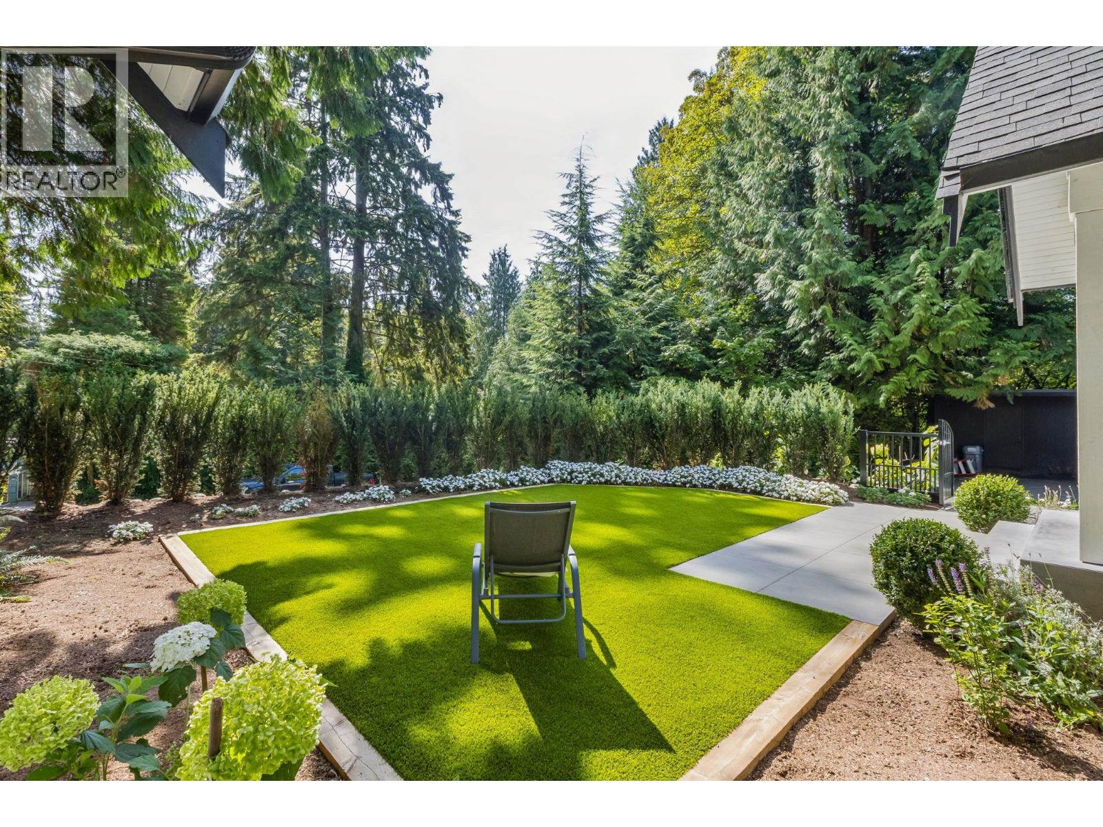 435 Macbeth Crescent, West Vancouver, British Columbia  V7T 1V8 - Photo 33 - R3170844