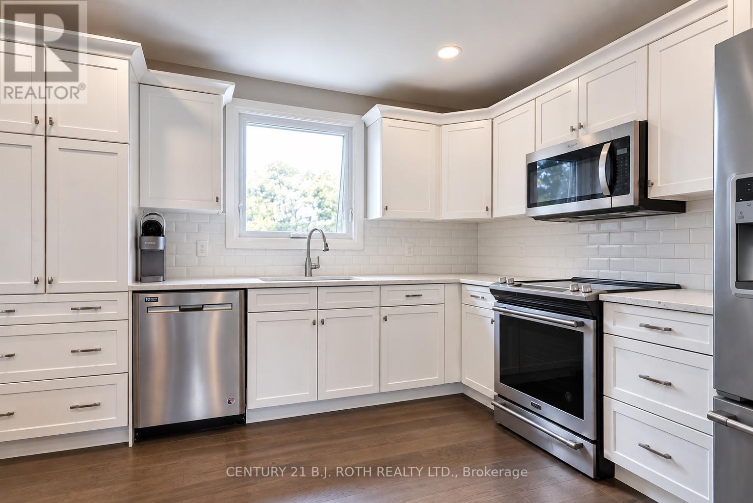 93 Grove Street E, Barrie (Wellington), Ontario  L4M 5G2 - Photo 11 - S13862906