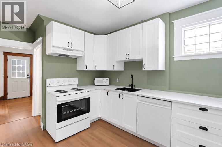 163 Grosvenor Avenue S, Hamilton, Ontario  L8M 3L4 - Photo 16 - 40860716