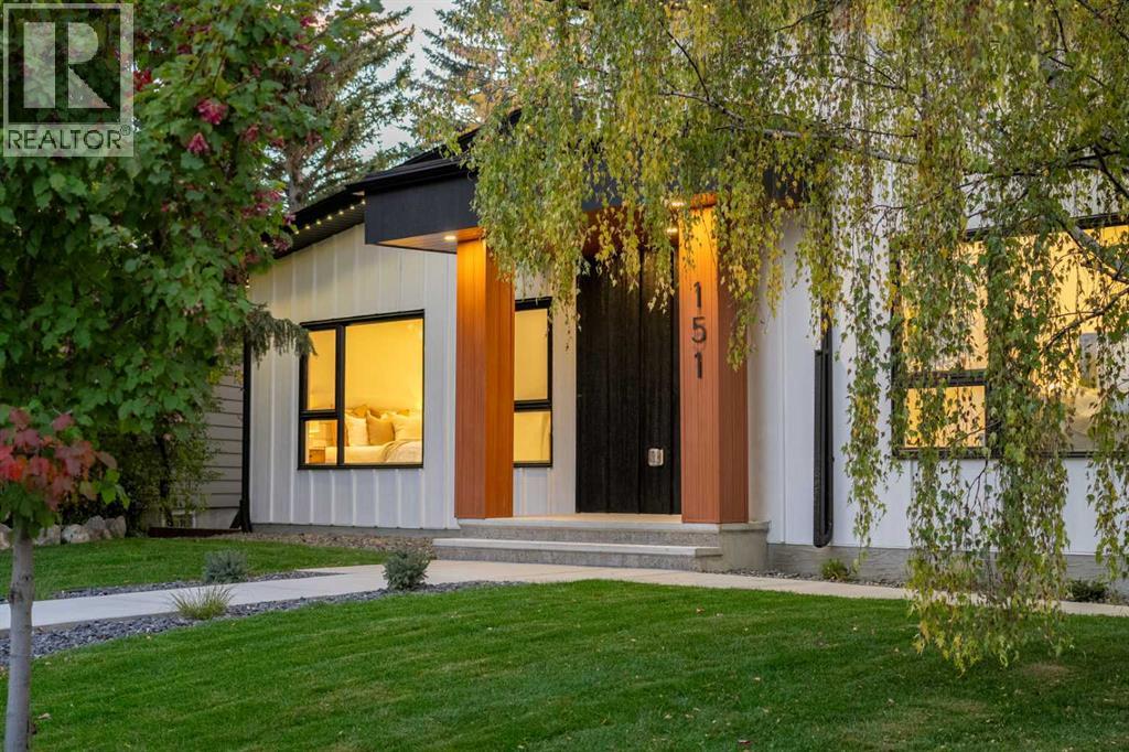 151 Waterloo Drive SW