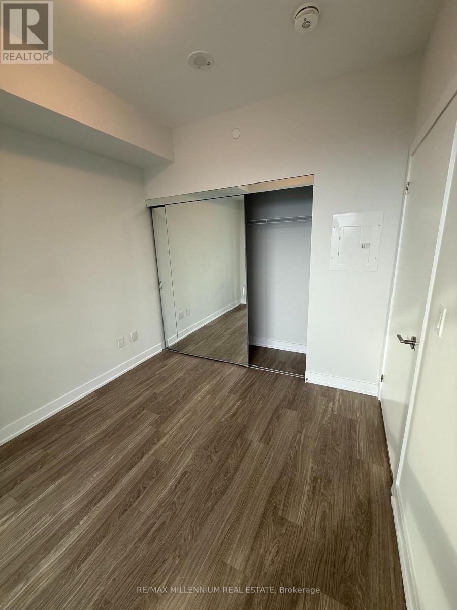 1607 - 430 Square One Drive, Mississauga, Ontario  L5B 0L6 - Photo 7 - W13862930