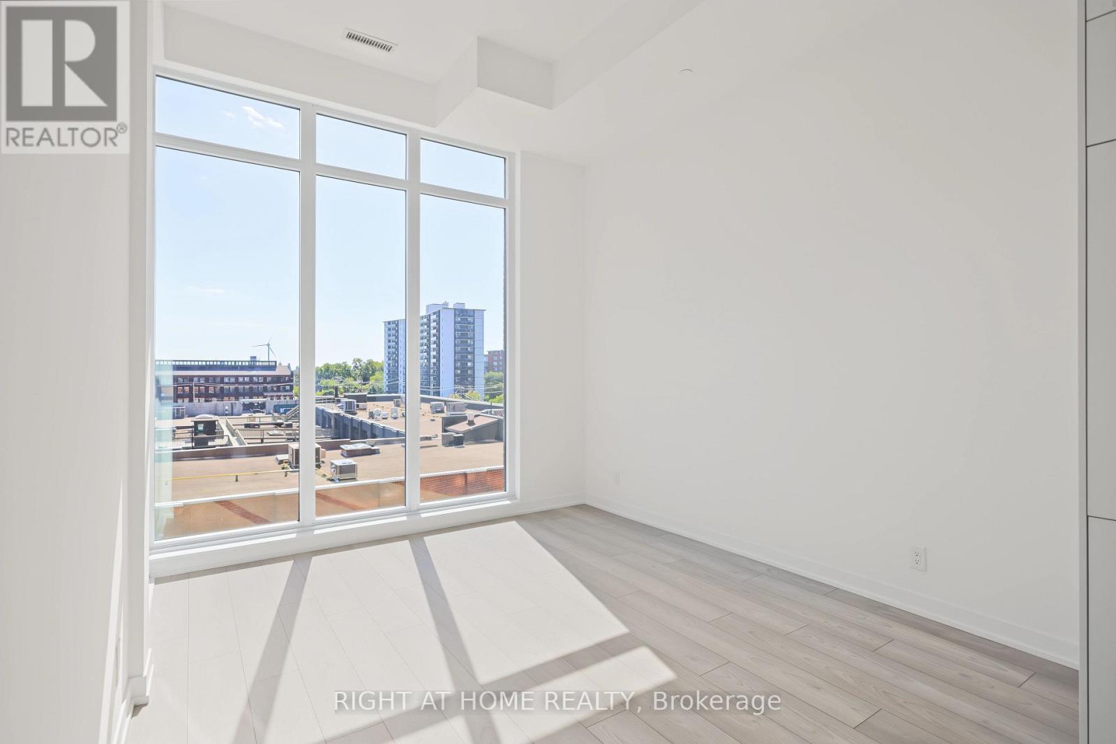 421 - 285 Dufferin Street, Toronto, Ontario M6K 1E6 - Photo 16 - W13862938