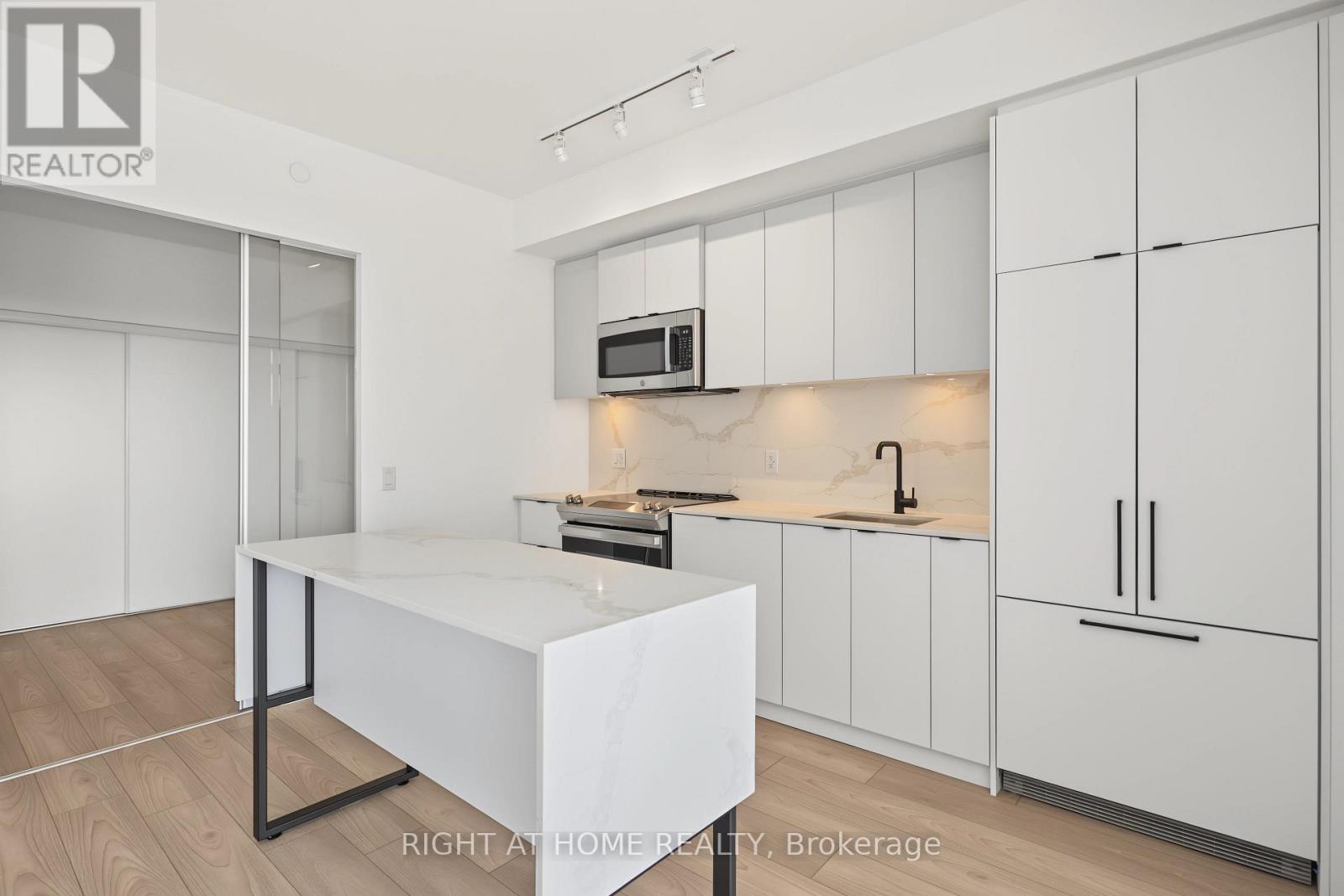 619 - 285 Dufferin Street, Toronto, Ontario  M6K 1E6 - Photo 12 - W13862940