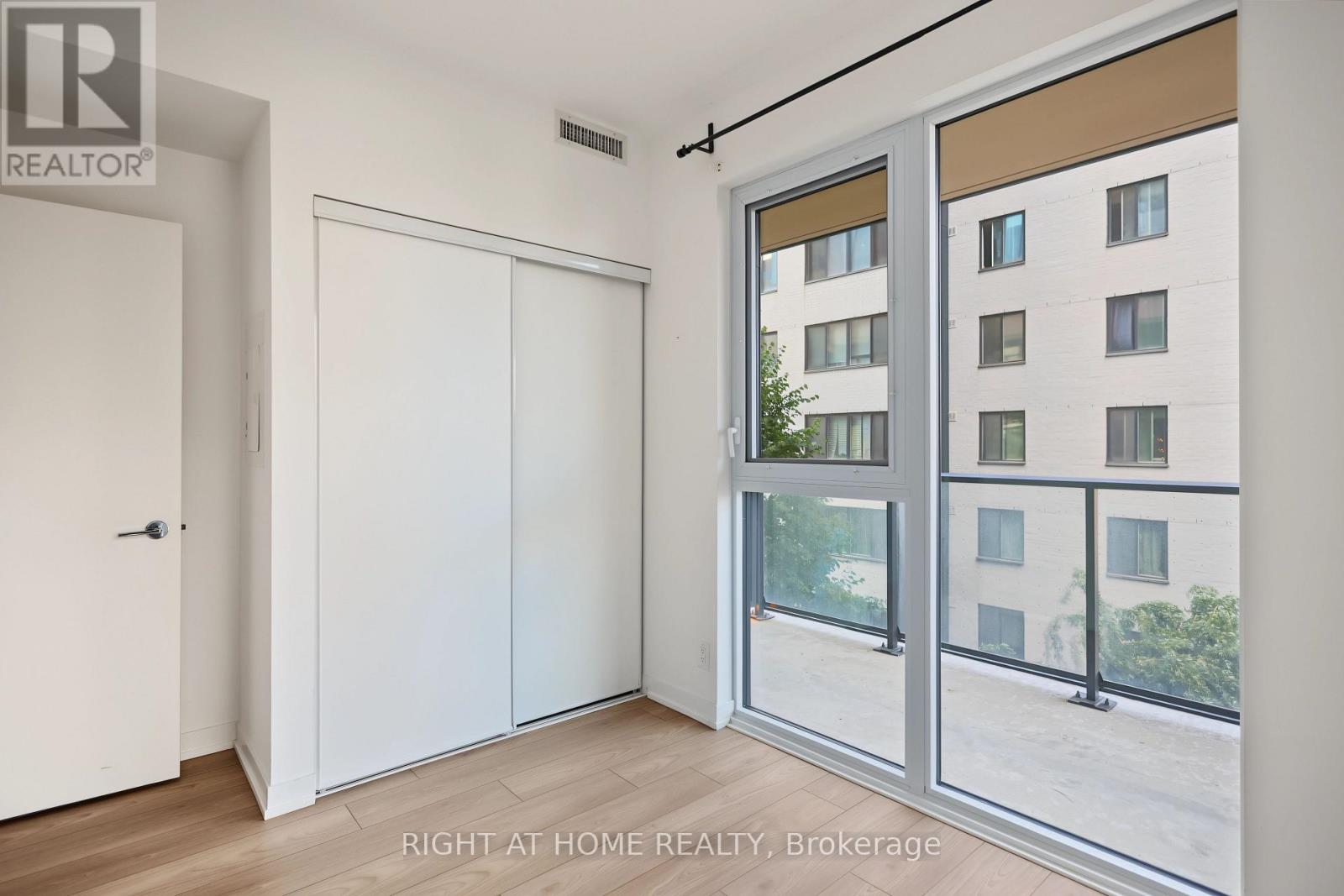 335 - 285 Dufferin Street, Toronto, Ontario  M6K 1E6 - Photo 14 - W13862944