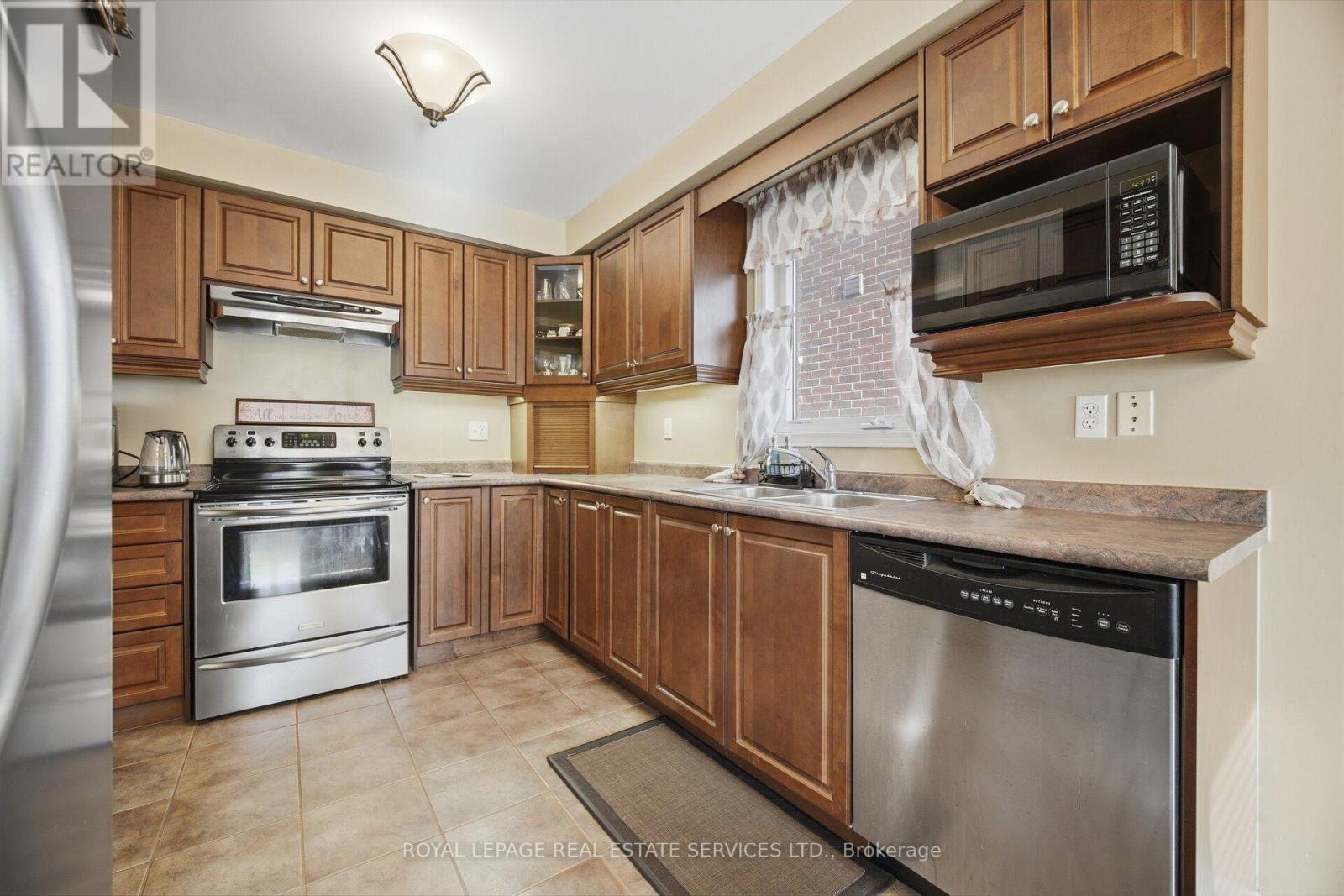 332 Duncan Lane N, Milton, Ontario  L9T 7A6 - Photo 22 - W13863024