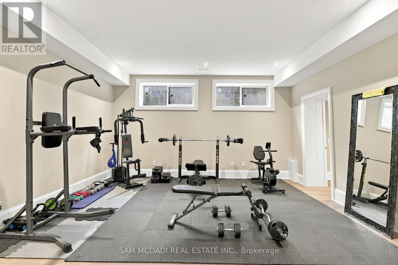 902 Parkland Avenue, Mississauga, Ontario  L5H 3H1 - Photo 37 - W13863158