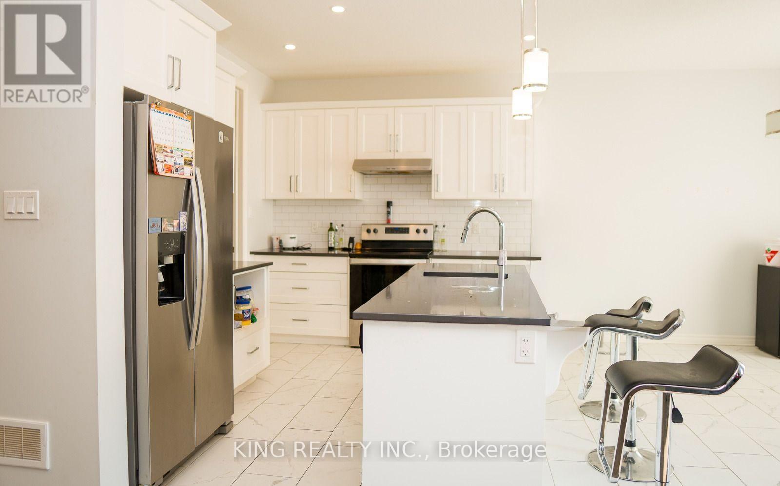 24 Welch Court, St. Thomas, Ontario  N5R 0M1 - Photo 6 - X13862878