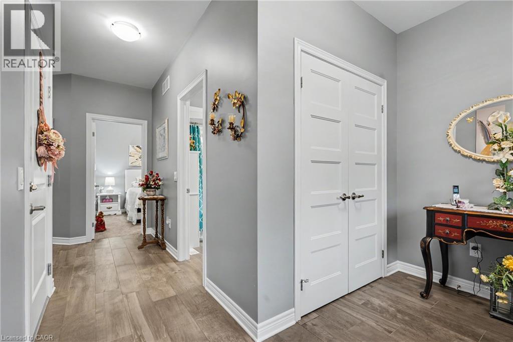 49 Campbell Street, Thorold, Ontario  L2V 0E5 - Photo 6 - 40868916
