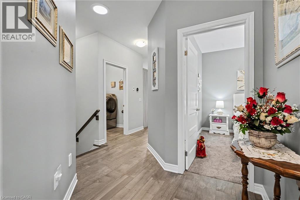 49 Campbell Street, Thorold, Ontario  L2V 0E5 - Photo 8 - 40868916