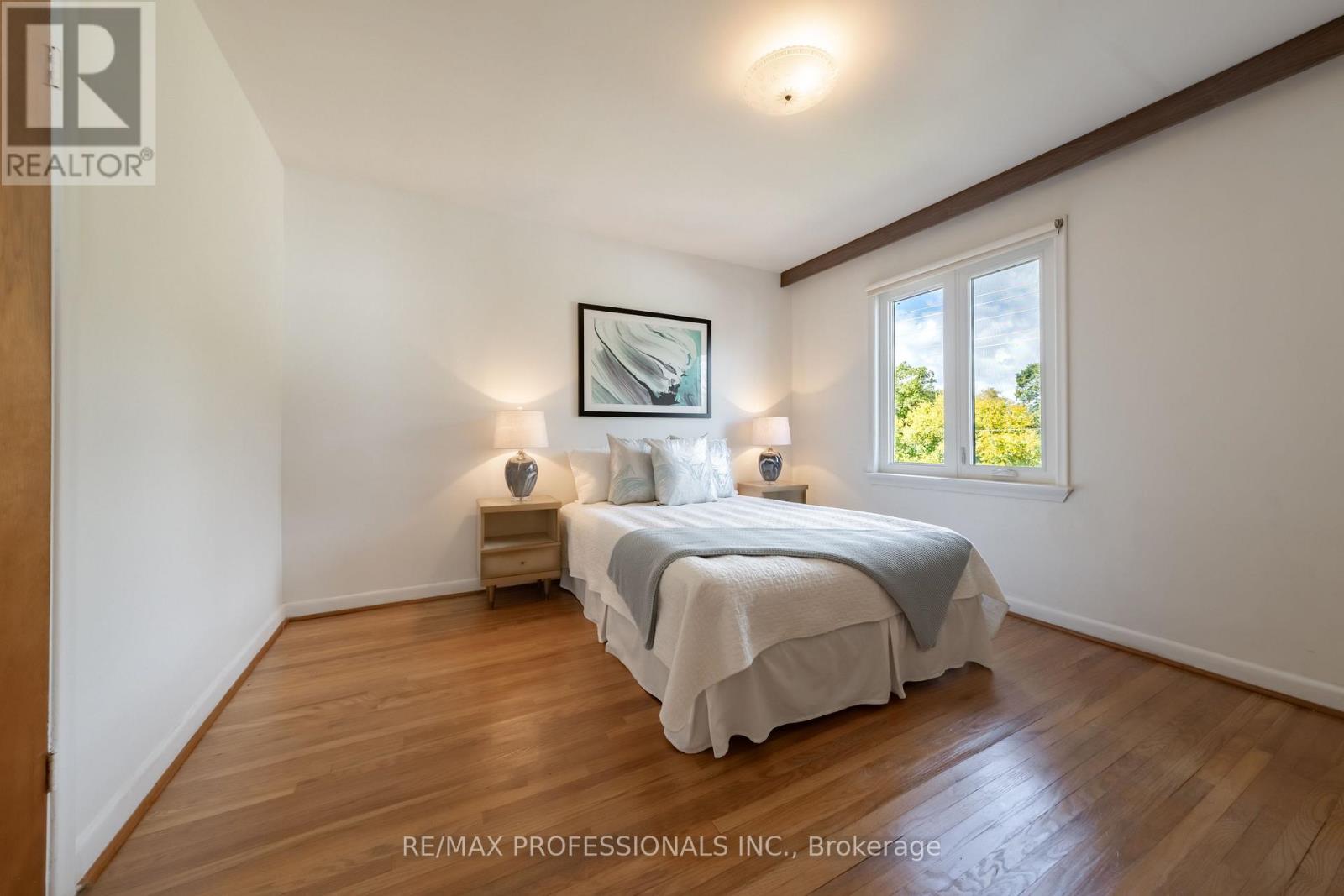 228 Eileen Avenue, Toronto, Ontario  M6N 1W1 - Photo 13 - W13863120