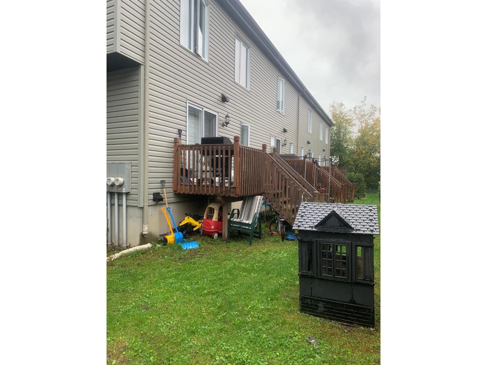 121 Av. Ste-Cécile|#105 Saint-Pie Quebec Canada J0H1W0 4
