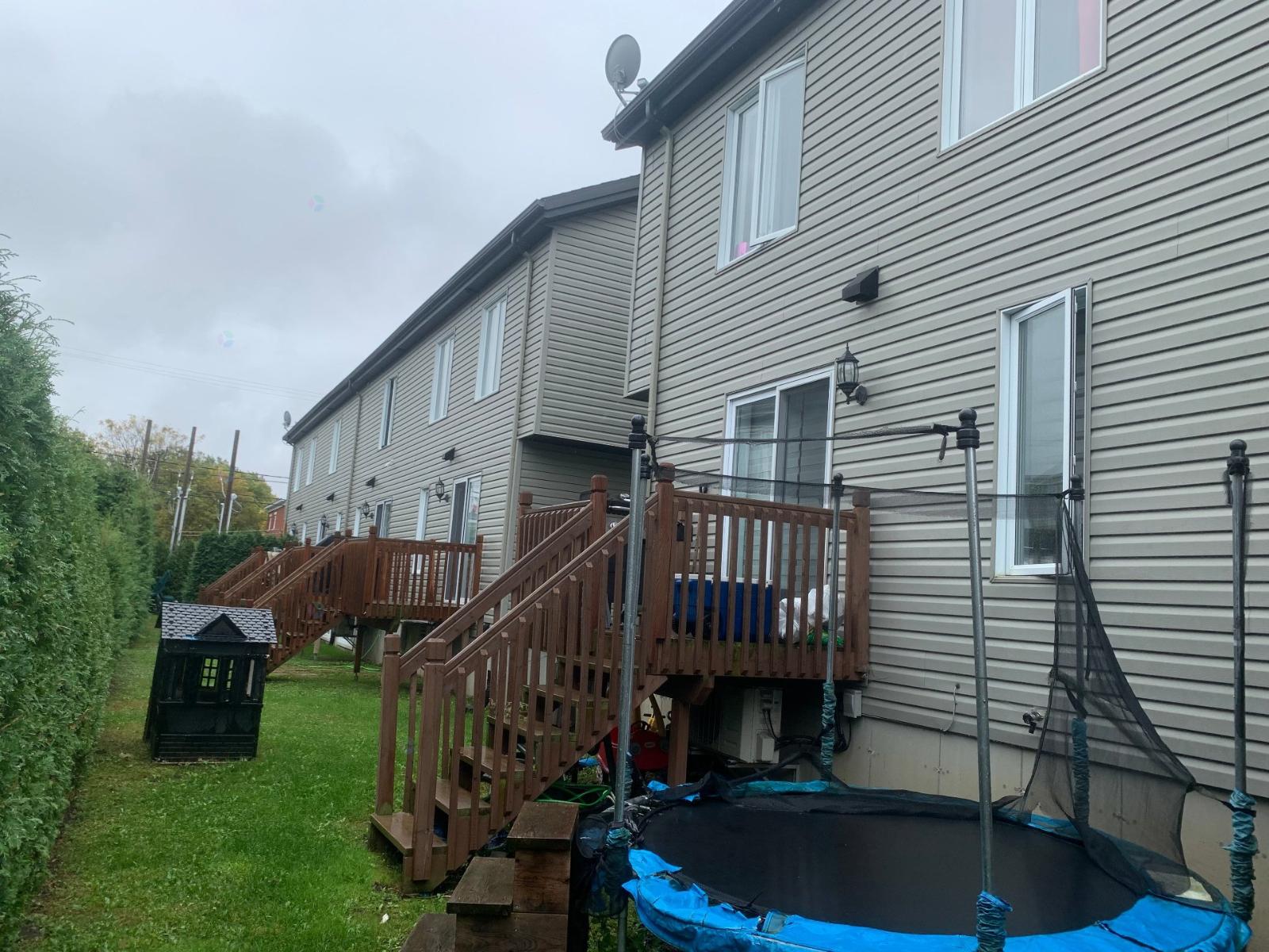 121 Av. Ste-Cécile|#105 Saint-Pie Quebec Canada J0H1W0 5