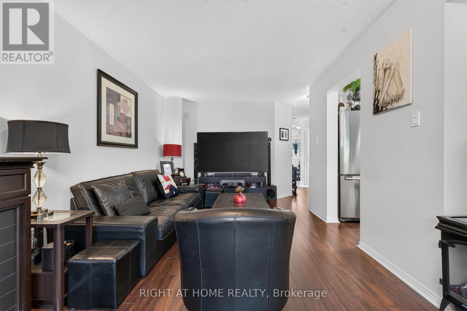 34 Gilgorm Road, Brampton, Ontario  L6X 4P5 - Photo 4 - W13861946