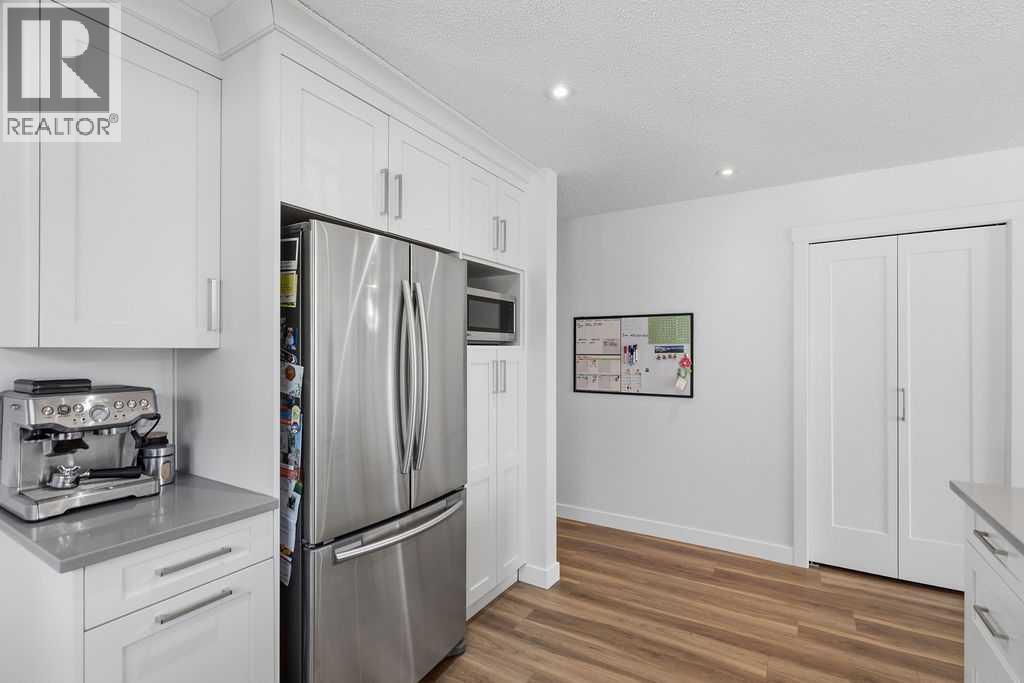 39 Midridge Close SE, Calgary, Alberta  T2X 1G2 - Photo 13 - A2349250
