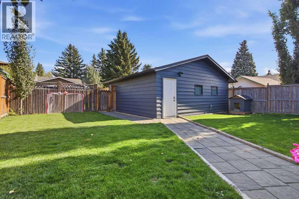 39 Midridge Close SE, Calgary, Alberta  T2X 1G2 - Photo 36 - A2349250