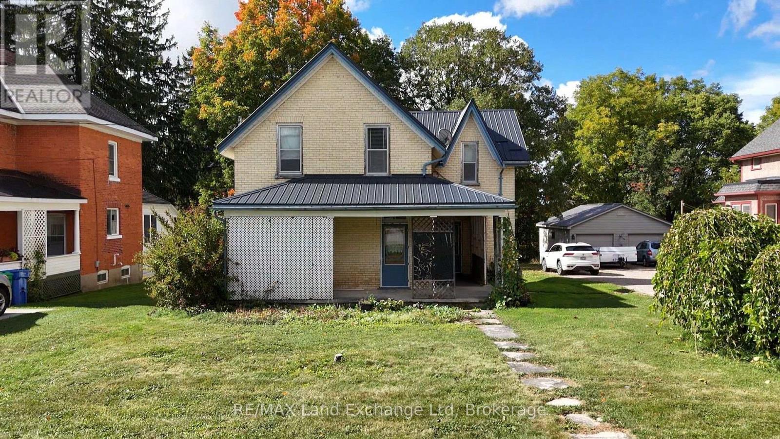 126 Diagonal Road, North Huron, Ontario  N0G 2W0 - Photo 2 - X13853834