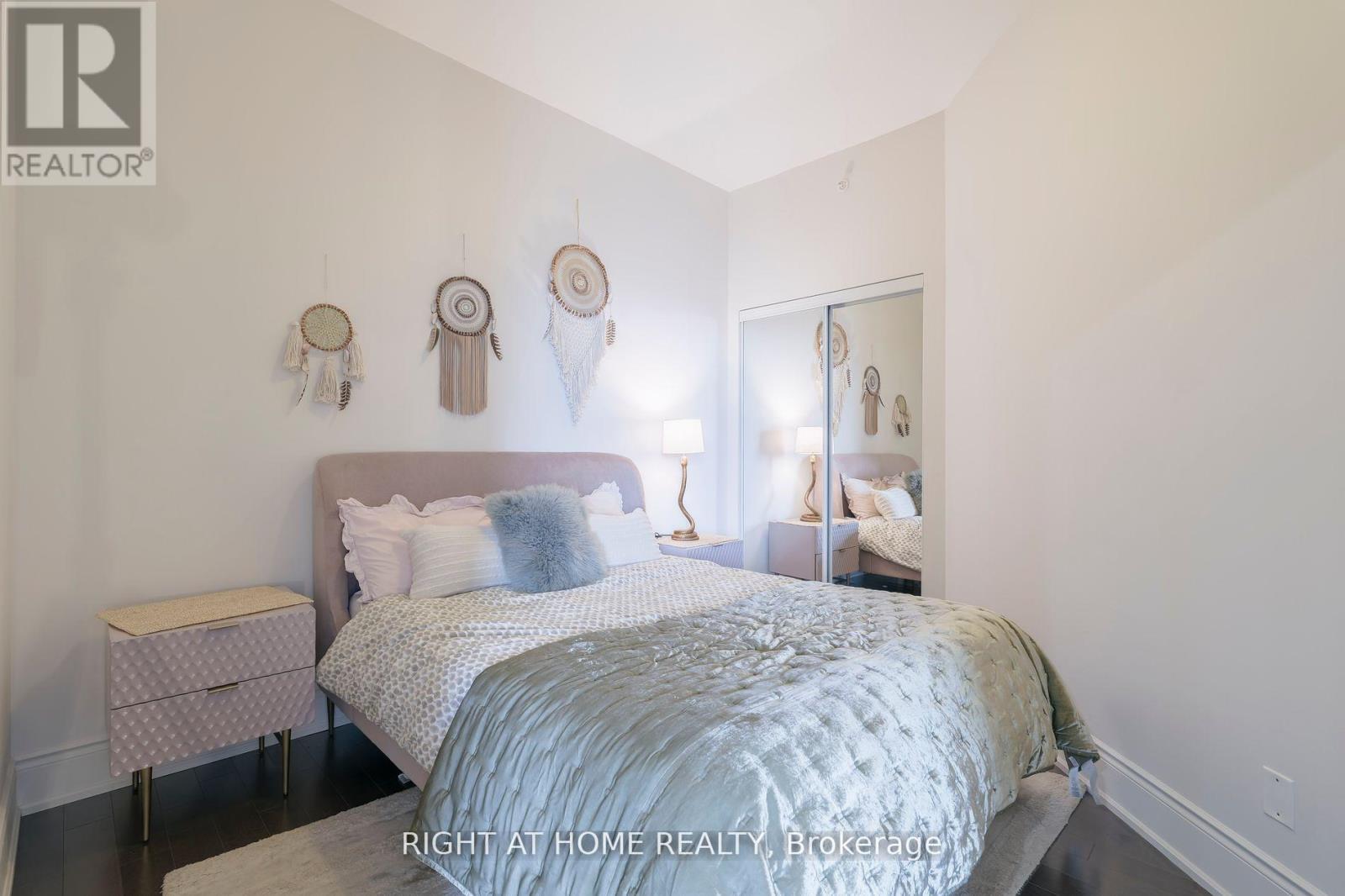 918 - 23 Glebe Road W, Toronto, Ontario  M5P 0A1 - Photo 10 - C13863206