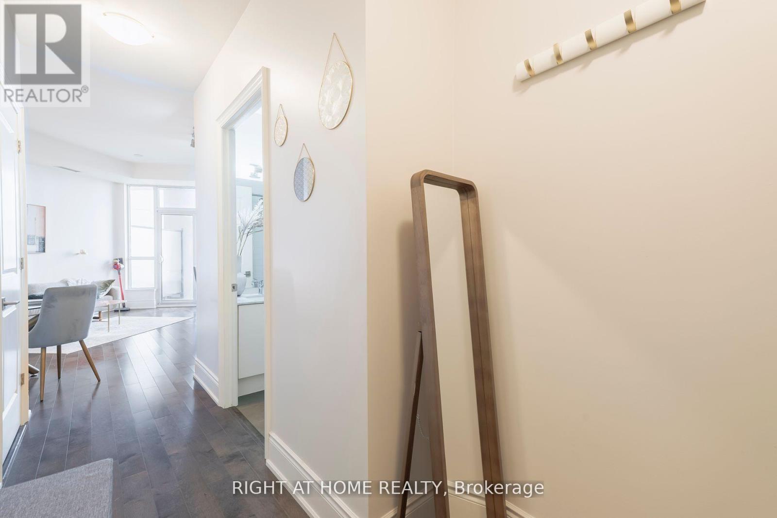 918 - 23 Glebe Road W, Toronto, Ontario  M5P 0A1 - Photo 13 - C13863206