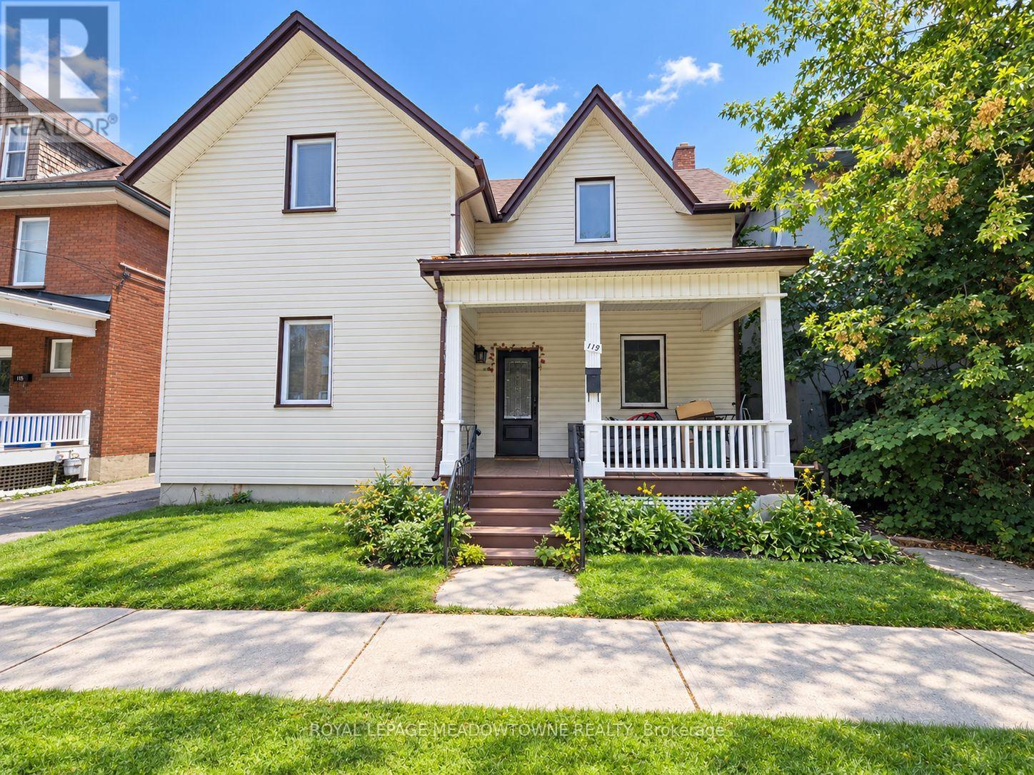 119 Colborne Street E, Oshawa, Ontario  L1G 1M3 - Photo 1 - E13863278