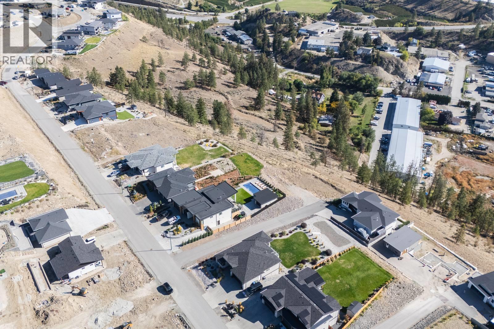17523 Sanborn Street, Summerland, British Columbia  V0H 1Z3 - Photo 6 - 10402473