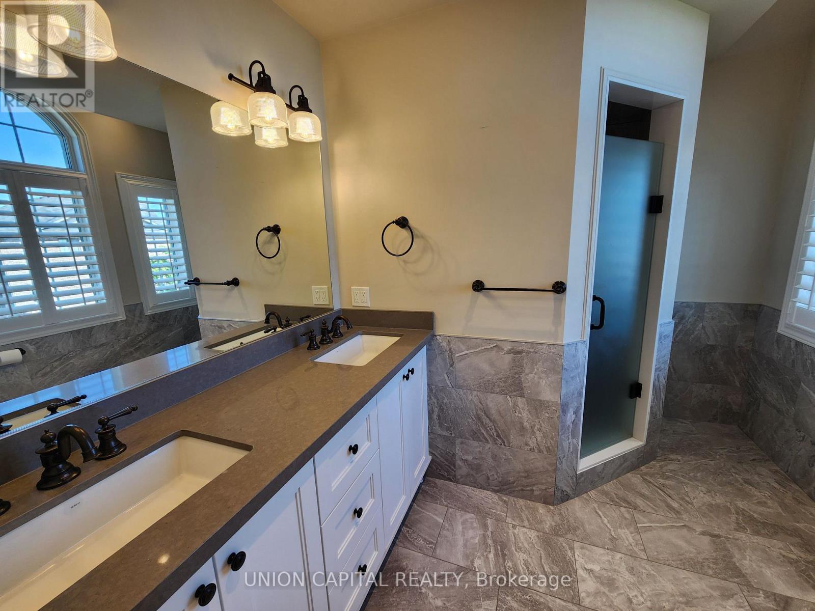 47 Gord Matthews Way, Uxbridge, Ontario  L9P 0E9 - Photo 8 - N13863248