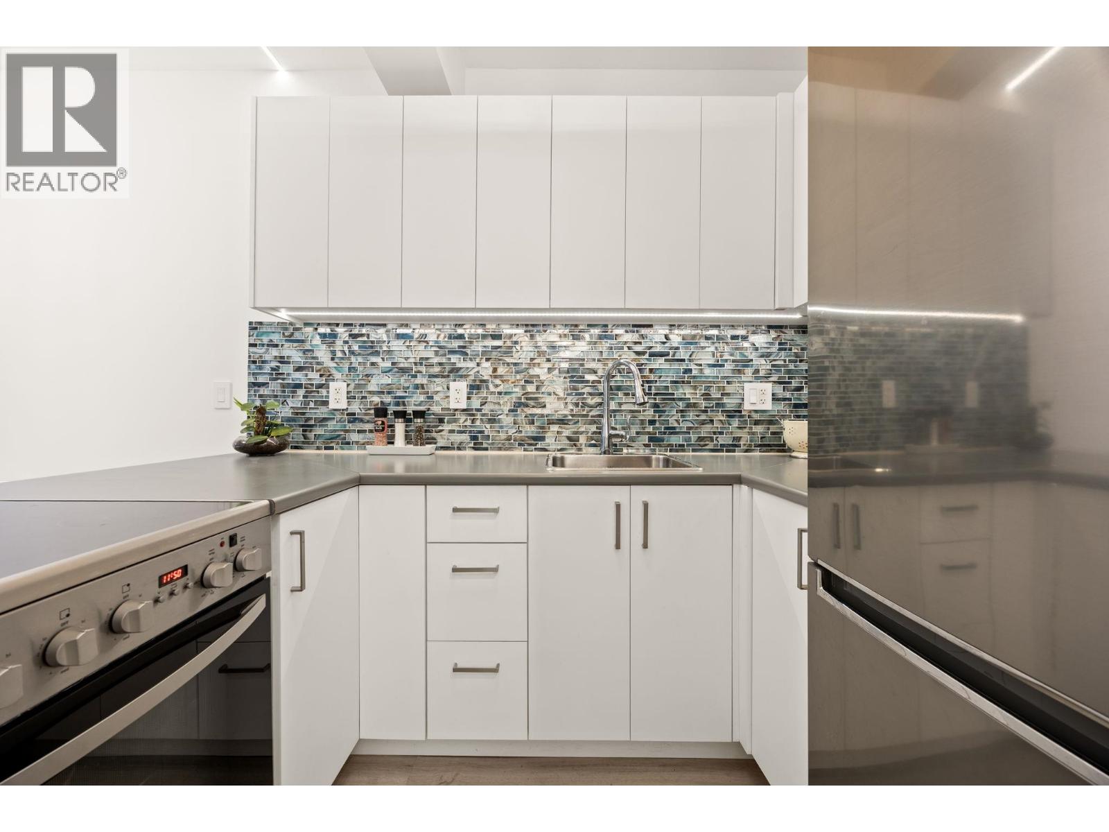 207 1655 Nelson Street, Vancouver, British Columbia  V6G 1M4 - Photo 6 - R3172342