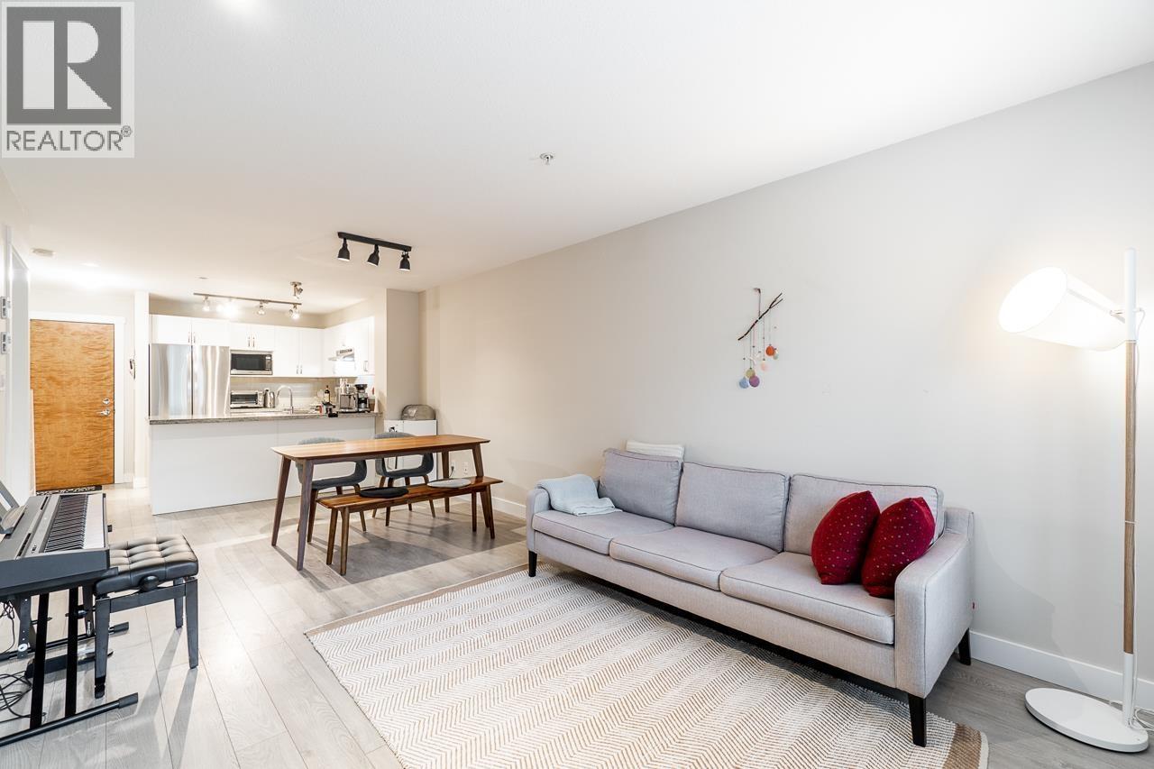 211 4728 DAWSON STREET