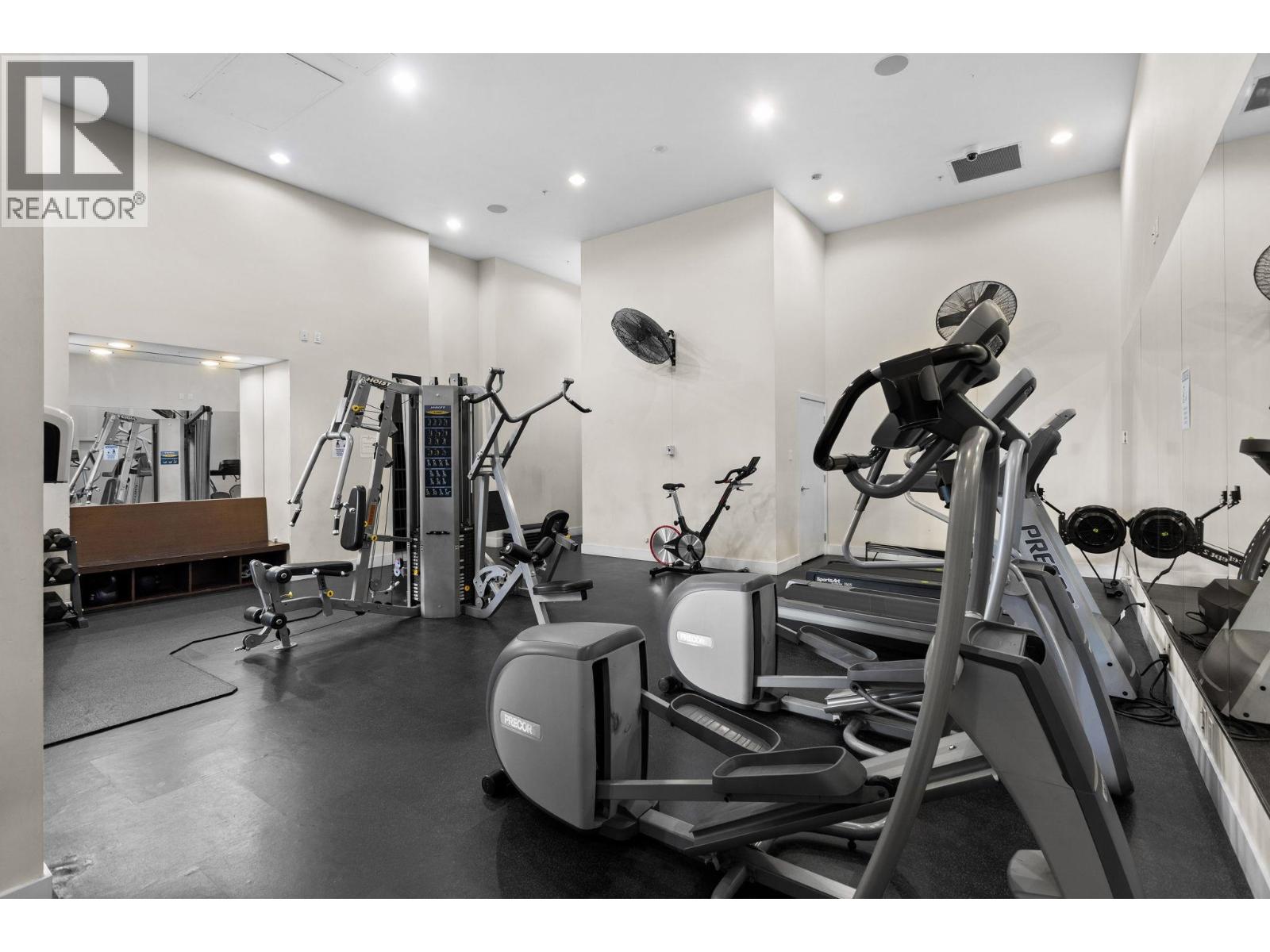 306 158 W 13th Street, North Vancouver, British Columbia  V7M 0A7 - Photo 32 - R3172369