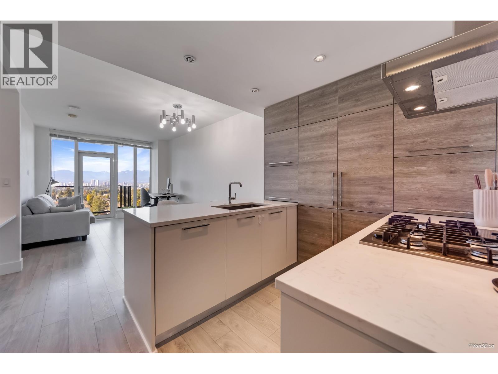 2211 7358 Edmonds Street, Burnaby, British Columbia  V3N 0H1 - Photo 5 - R3172370
