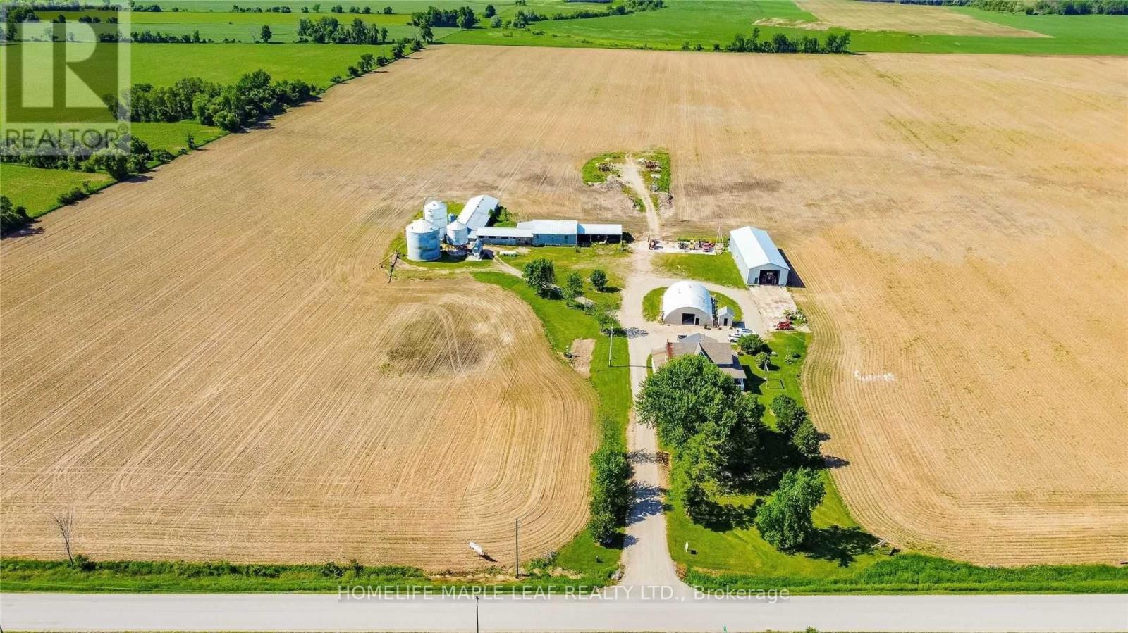 6830 3/4 Side Road, Clearview, Ontario L0M 1G0 - Photo 3 - S13863222