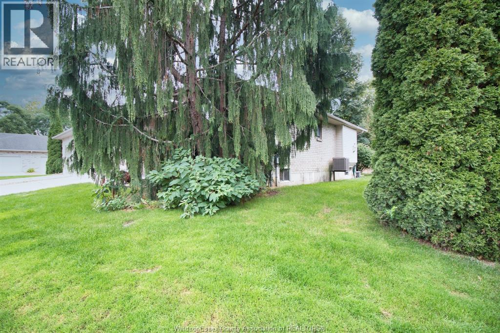 2 Thomas Crescent, Chatham, Ontario  N0P 2L0 - Photo 3 - 26024509