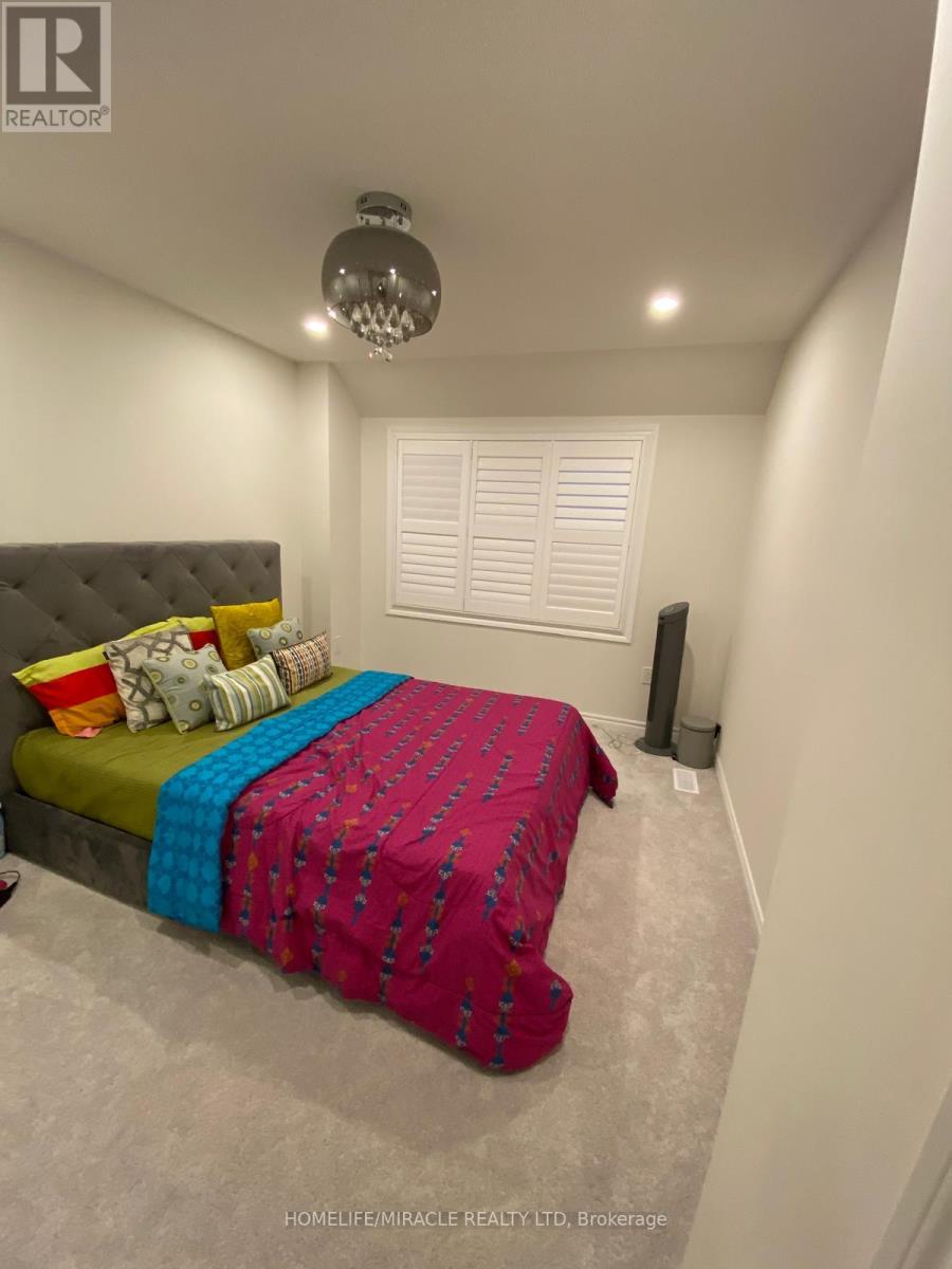 100 Dolobram Trail, Brampton, Ontario  L7A 4Y4 - Photo 10 - W13863182