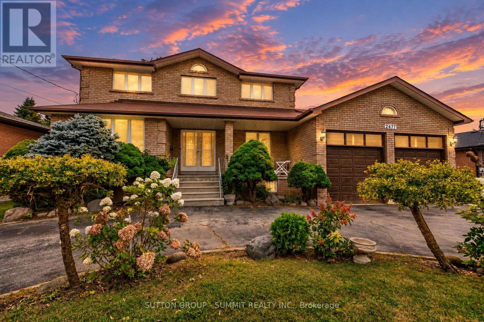 2477 CLIFF ROAD, Mississauga, Ontario