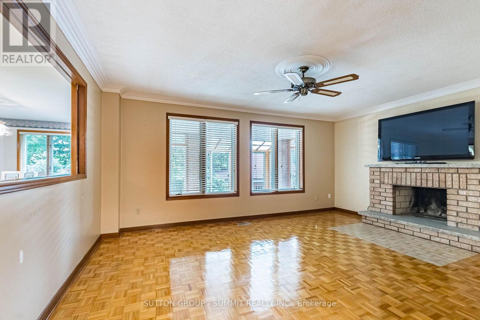 2477 Cliff Road, Mississauga, Ontario  L5A 2P1 - Photo 7 - W13863264